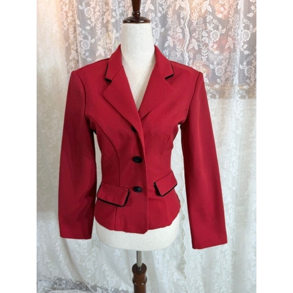 City Triangles Red Blazer Jacket Black Trim Three Button Size 3 Vintage Style